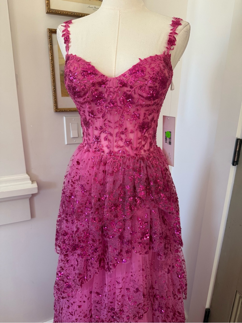 NWT Jovani Ballgown in Tiered Fuschia Pink Barbie Sparkle Dreams - Picture 6 of 10
